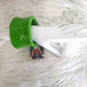 RaRa Avis NEW Vibrant Green Chunky Resin Bangle Bracelet